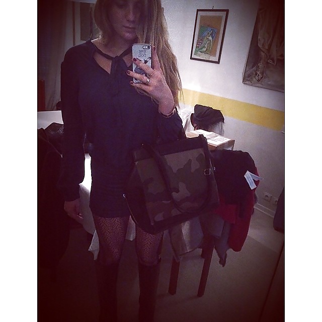 Porn image Chloe & Her Friends