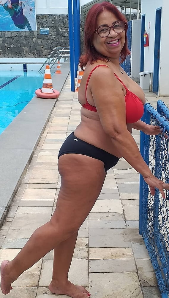 Swimsuit Granny - 48 Photos 