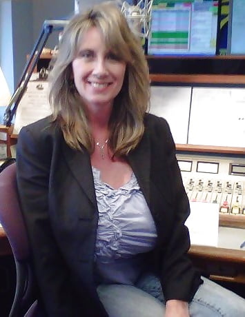 Porn image Is This Your Mom?