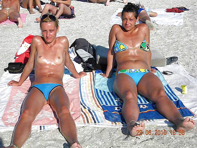 Porn image The beach 107