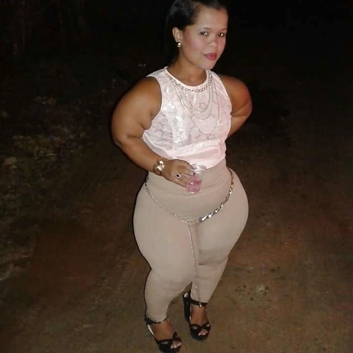 Porn image 5 Foot And Under