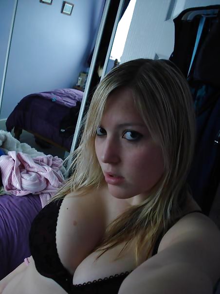 Porn image Blonde & Busty FaceBook Slut