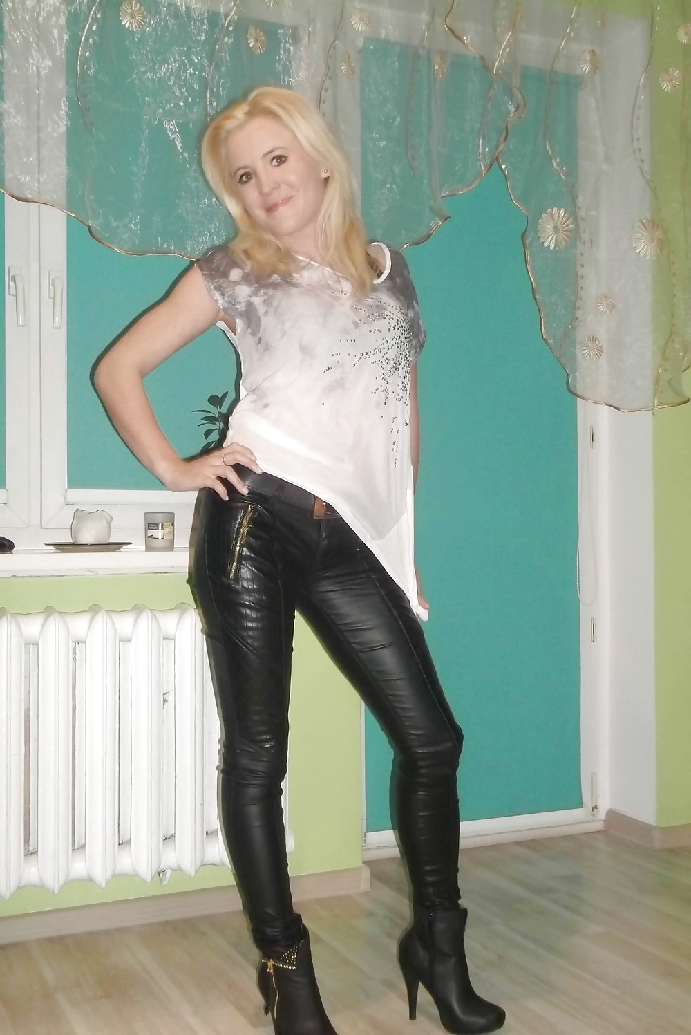 Porn image Girls in Leather and Boots part 9