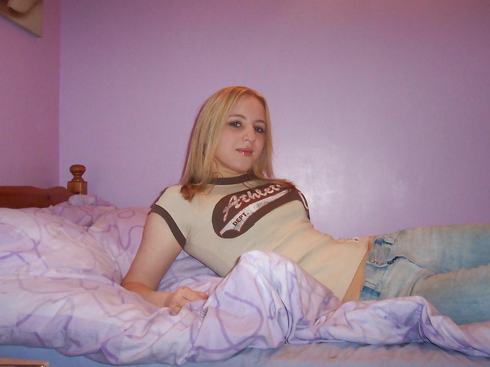 Porn image DIRTY BLONDE TEEN