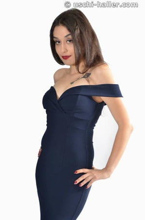 photo shooting with turkish born jasmin in an evening dress         