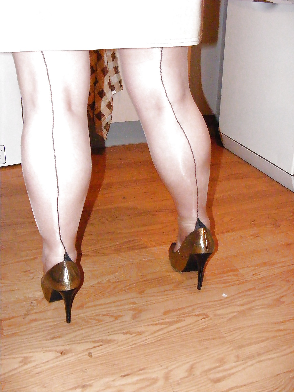 Porn image benen in nylons