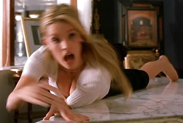 Bridgette Wilson Tits Palmes Est