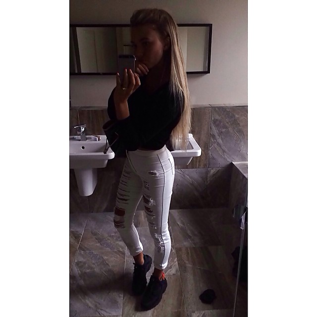 Porn image Gorgeous Daisy facebook teen