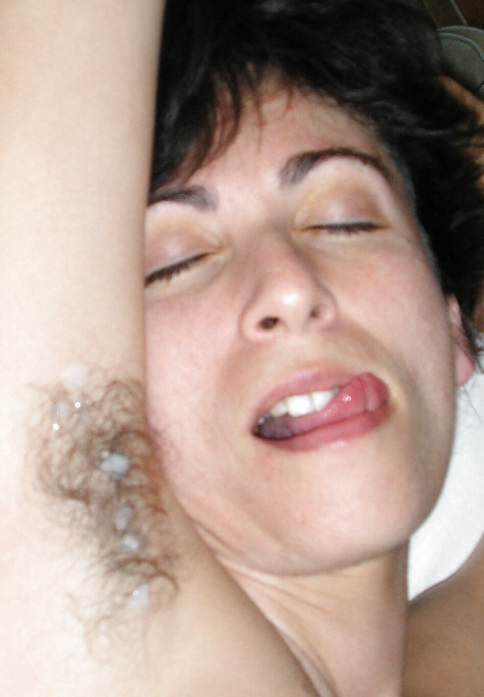 Porn image Amateur hairy armpits spreading - pits - Love is in the hair
