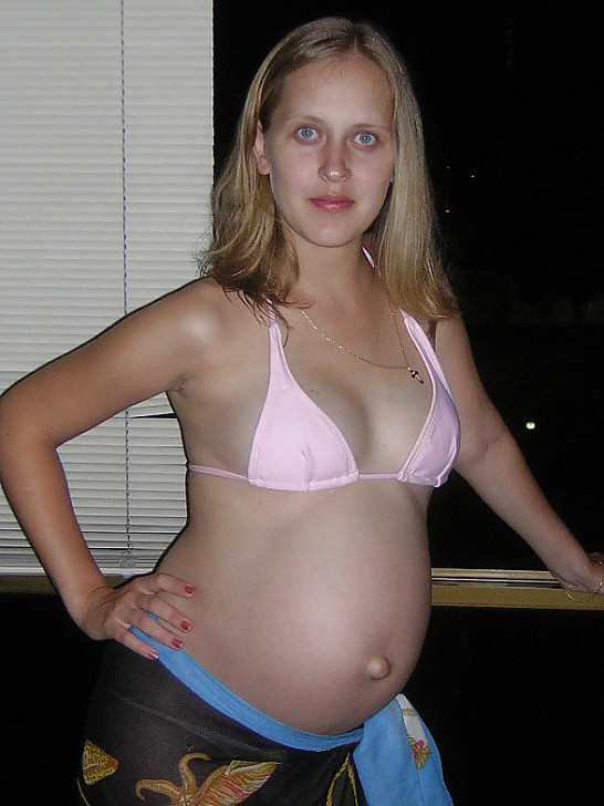 Porn image Pregnant babe's