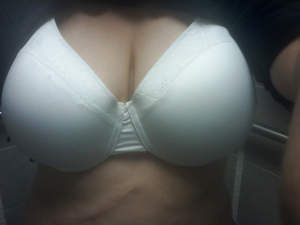 Porn image Lucina (Thick Mexican BBW)