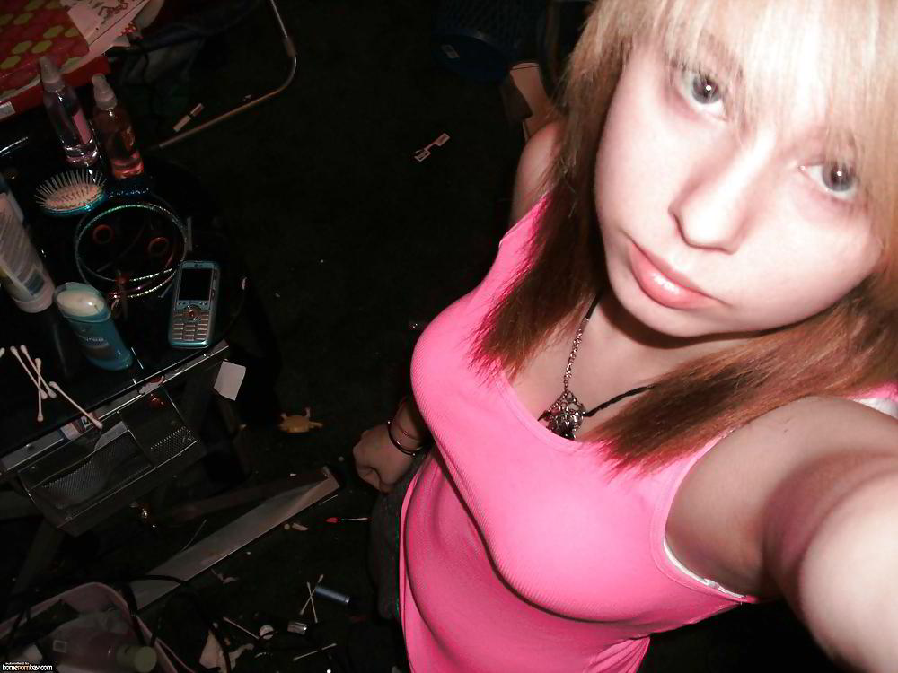 Porn image Pink Emo Girl