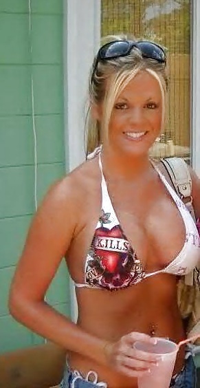 Porn image Aussie Social Network Sluts