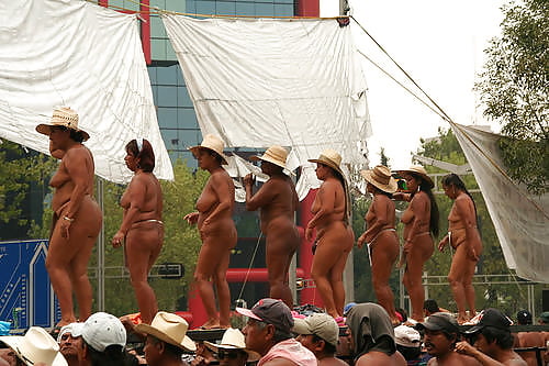 Porn image 400 Pueblos Naked Protest