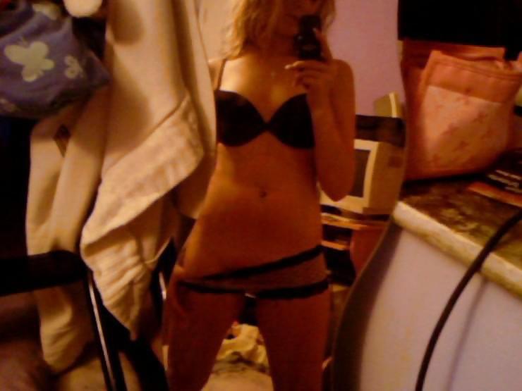 Porn image Amateur teens self pics!