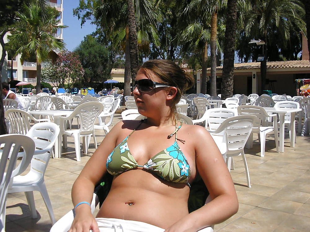 Porn image Girls Holiday